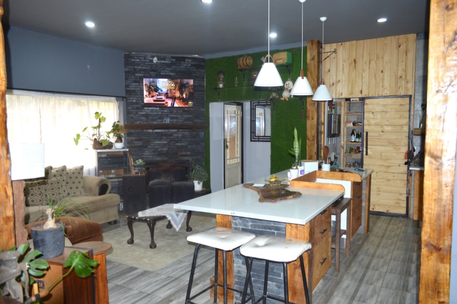 3 Bedroom Property for Sale in Meiringspark Ext 4 North West